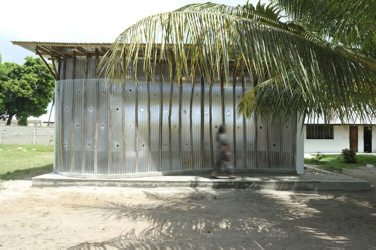 Lei Wa Lakom Library / Parallel Studio - Image 1 of 18