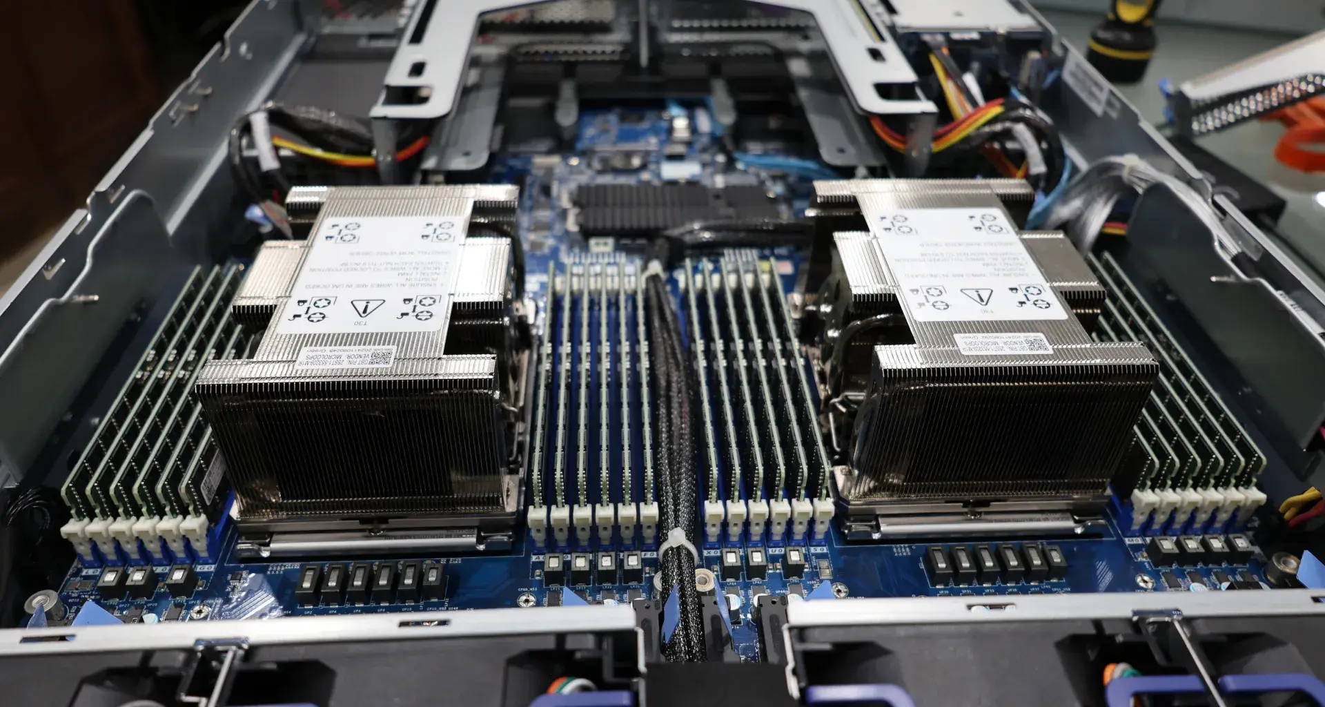 Intel Xeon 6 Granite Rapids server with QAT support