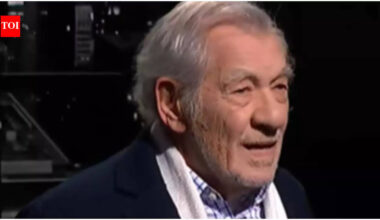 Ian McKellen drops 400-year-old Shakespeare play to address US immigration debate