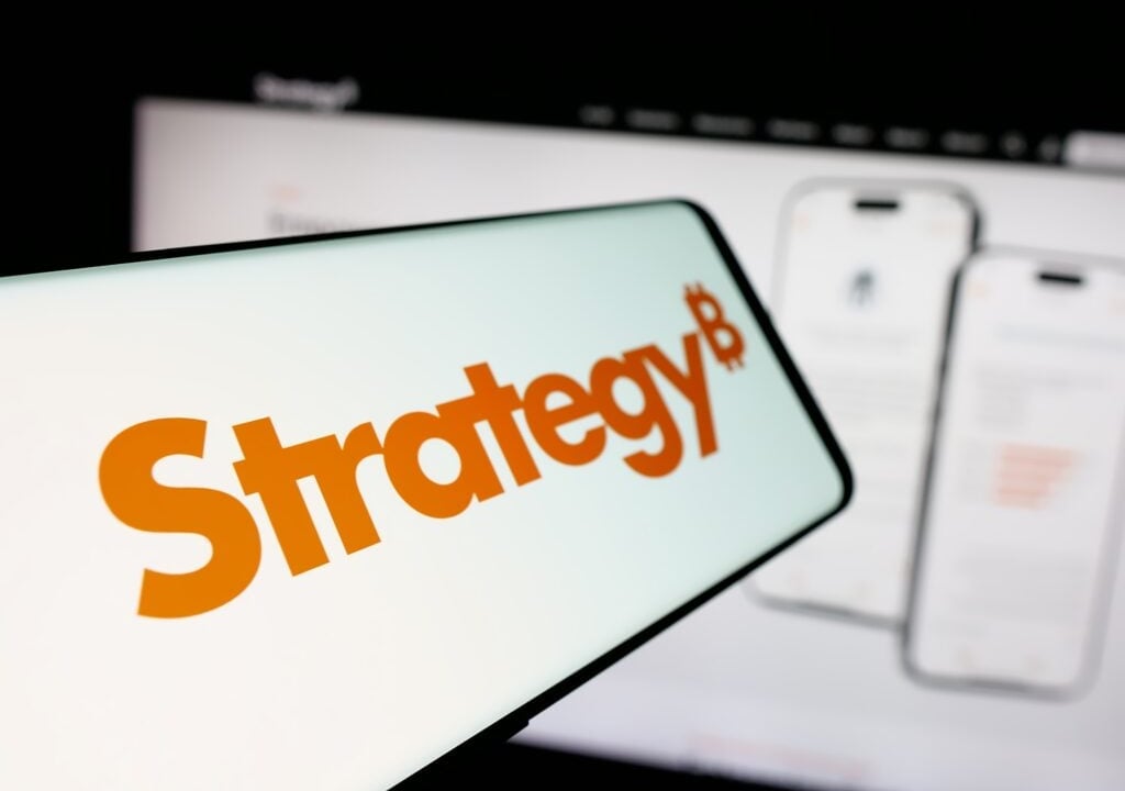 'No Reasonable Scenario' Forces Strategy To Sell Bitcoin As $440 Target Stands: TD Cowen