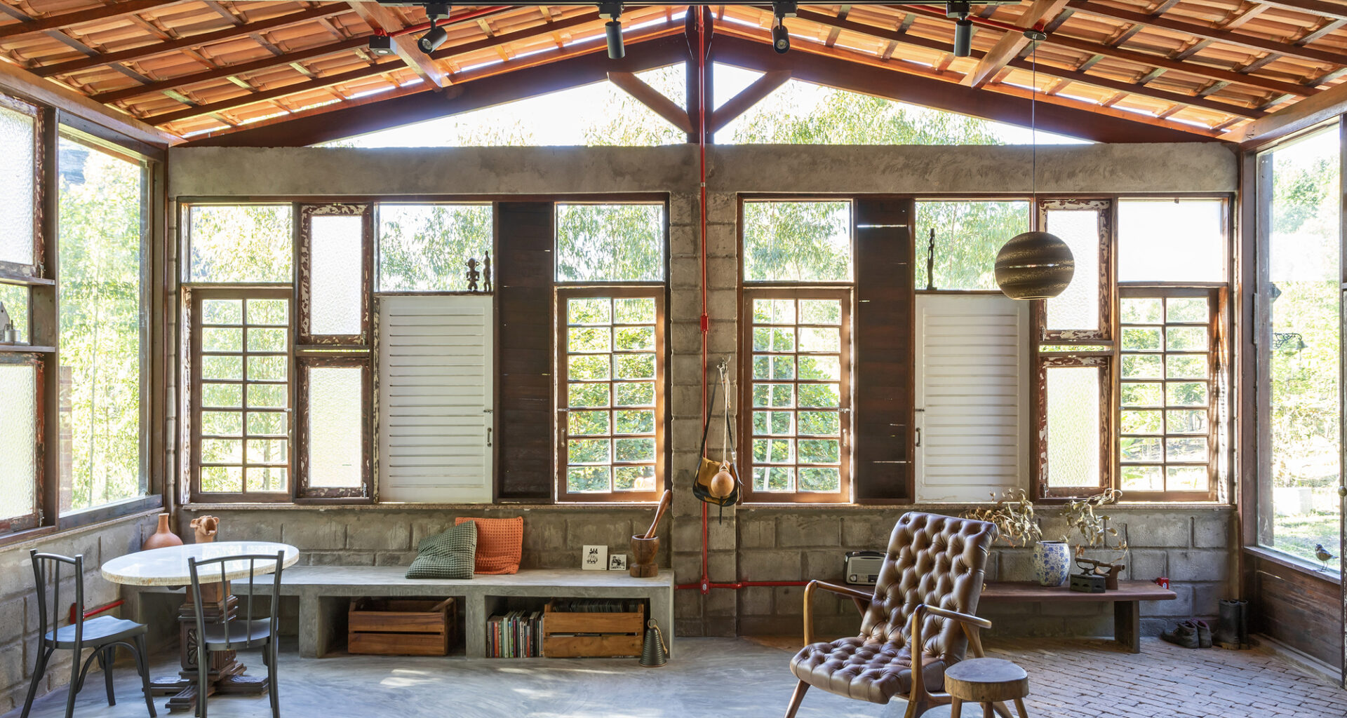 Carcará House / Victoria Nizarala Arquitetura