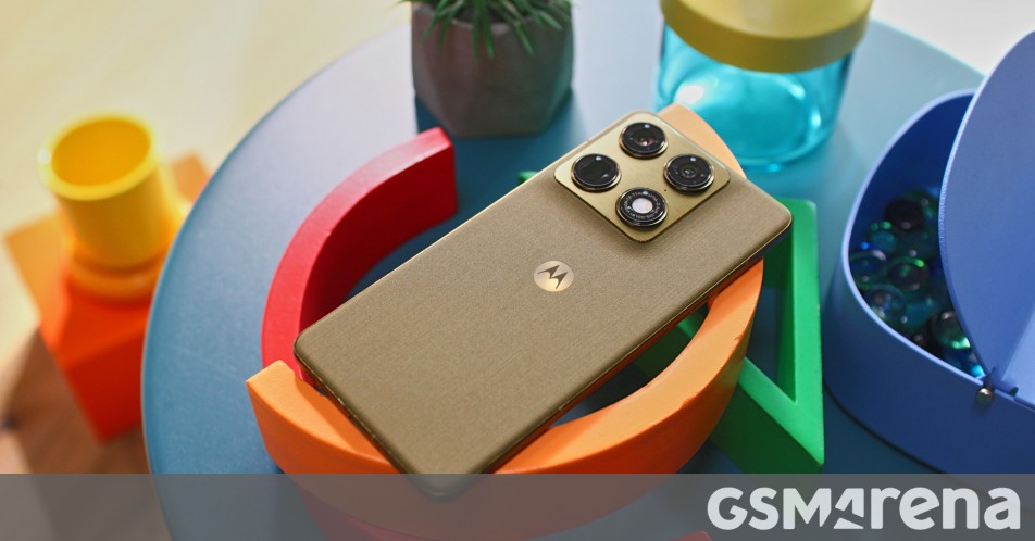 Motorola Signature in for review