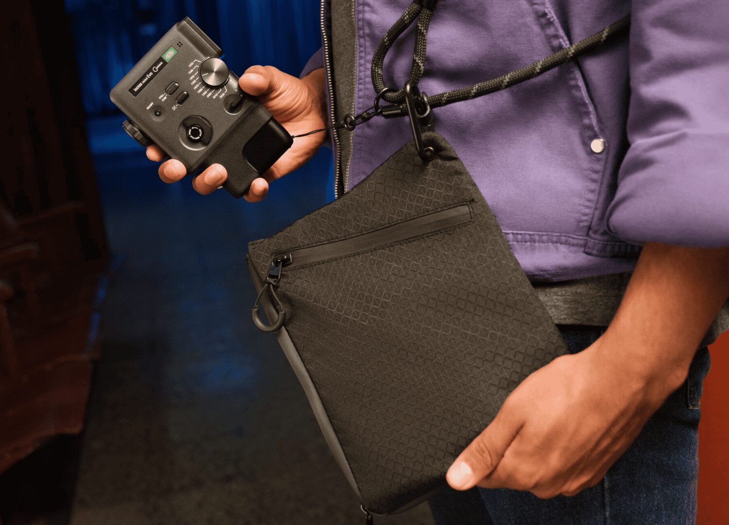 instax mini Evo Cinema™, FUJIFILM © FUJIFILM