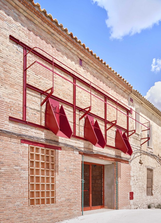 Rehabilitation of the Agricultural Cooperative for a Multipurpose and Cultural Space in Flix / Camps Felip Arquitecturia - Exterior Photography, Brick