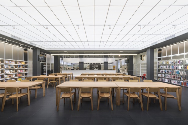 Heritage in Motion: Bangkok’s Buildings That Continue to Become - Image 11 of 22