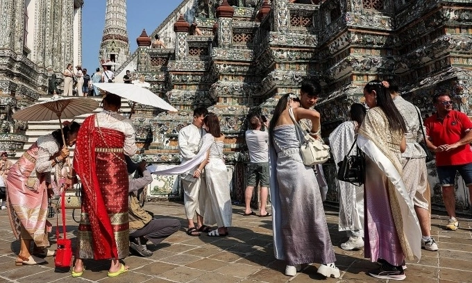 Southeast Asia's 2nd largest economy sees foreign arrivals down 10.7%