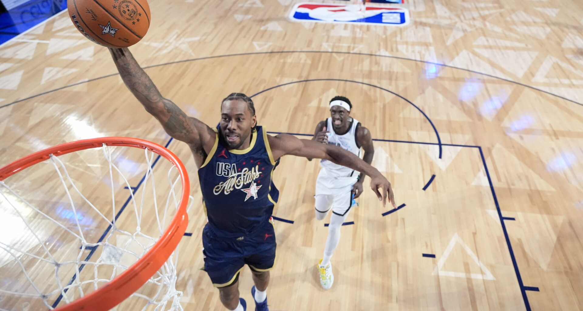 Clippers Forward Puts On Clinic In New All-Star Game