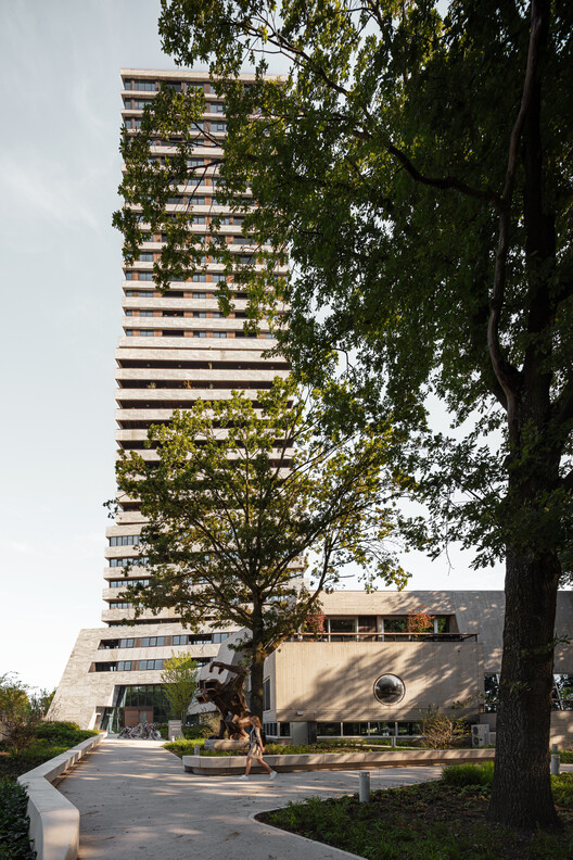 Bunker Tower / Powerhouse Company - Exterior Photography