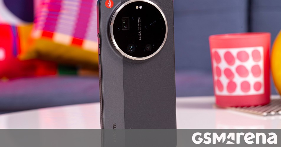 Xiaomi 17 and Xiaomi 17 Ultra global launch date leaks along with European prices