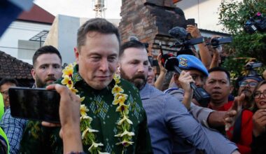 Vietnam grants Elon Musk's SpaceX license for internet