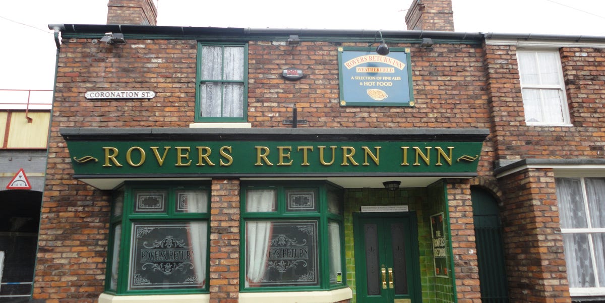 Coronation Street fans - here's how to take your pet on a trip to the cobbles