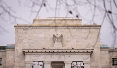 Fed Displays a ‘Hawkish Tilt’ Amid Inflation Fear: Evening Briefing Americas