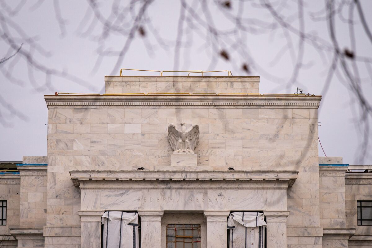 Fed Displays a ‘Hawkish Tilt’ Amid Inflation Fear: Evening Briefing Americas