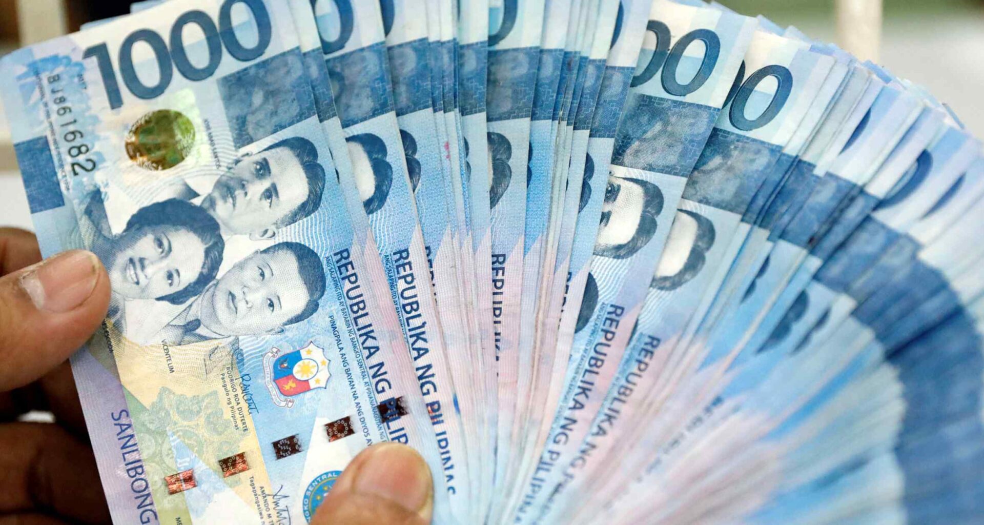 Philippine central bank cuts rates in latest bid to support growth - Nikkei Asia