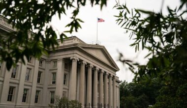 Bond Market Momentum Shifts Bears’ Way as Sell Signals Flash