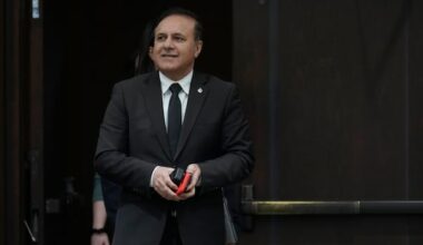 Treasury board president on 4 days a week: 'I think we'll have enough space'