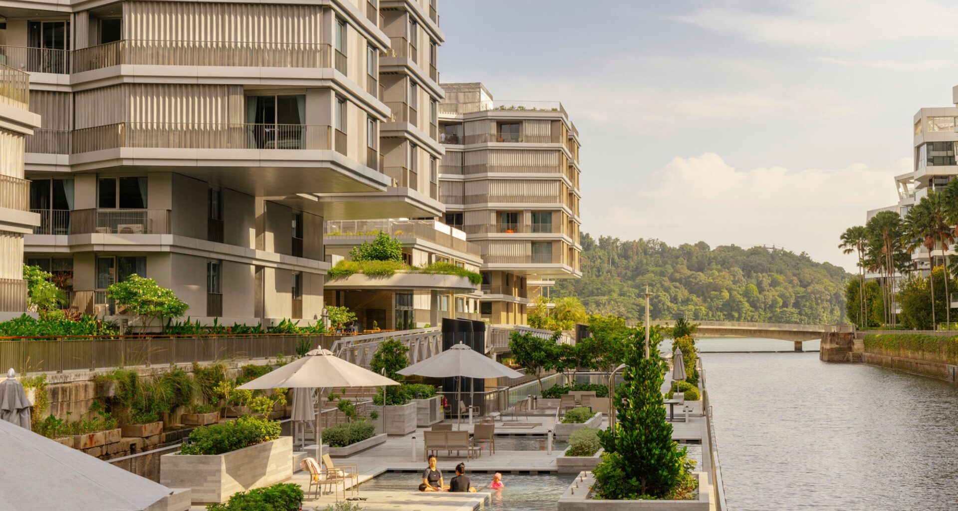 The Reef Waterfront Living / KCAP + DCA Architects