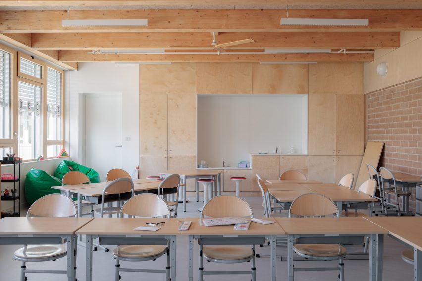 Classroom with. built-in timber storage 