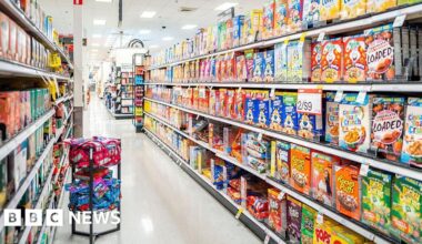 Target to stop selling cereals with synthetic colours - BBC