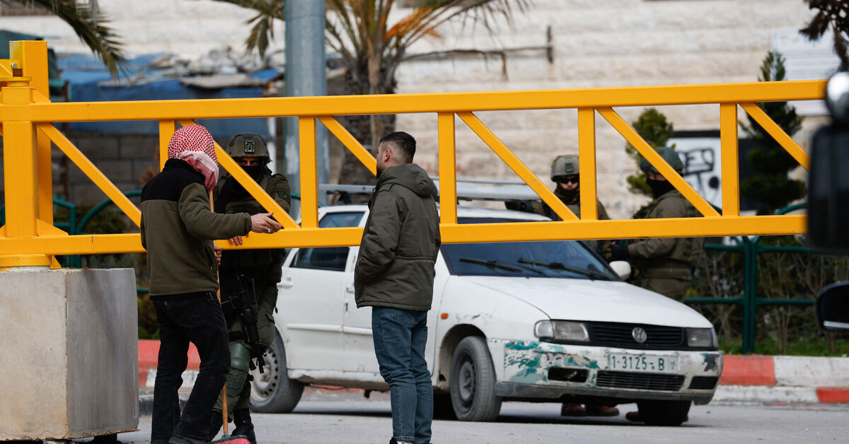 Israel to take more West Bank powers and relax settler land buys, media say