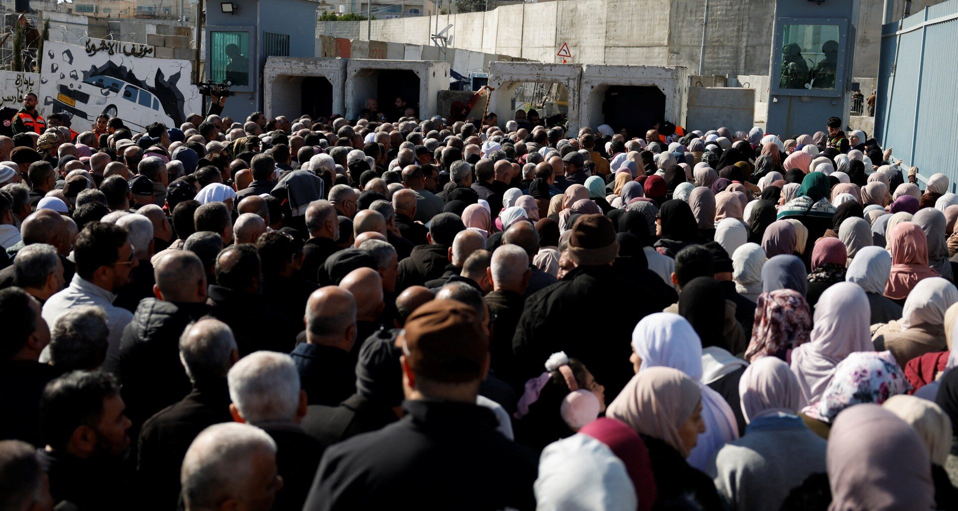 Israel heavily curbs Palestinians from Ramadan Friday prayers at Al-Aqsa | Israel-Palestine conflict News