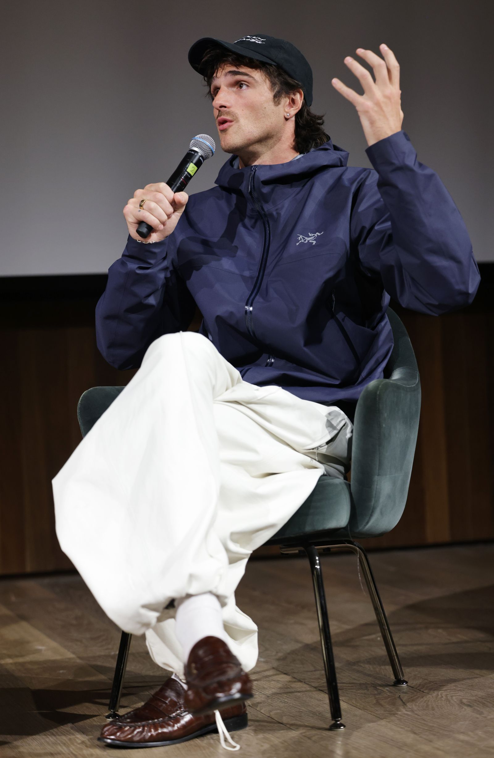 LONDON ENGLAND  FEBRUARY 03 Jacob Elordi speaks on stage at the Frankenstein BAFTA QA hosted by Netflix at the Royal...