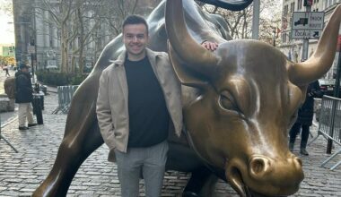 The 28-year-old saving like mad so he can retire two decades before you