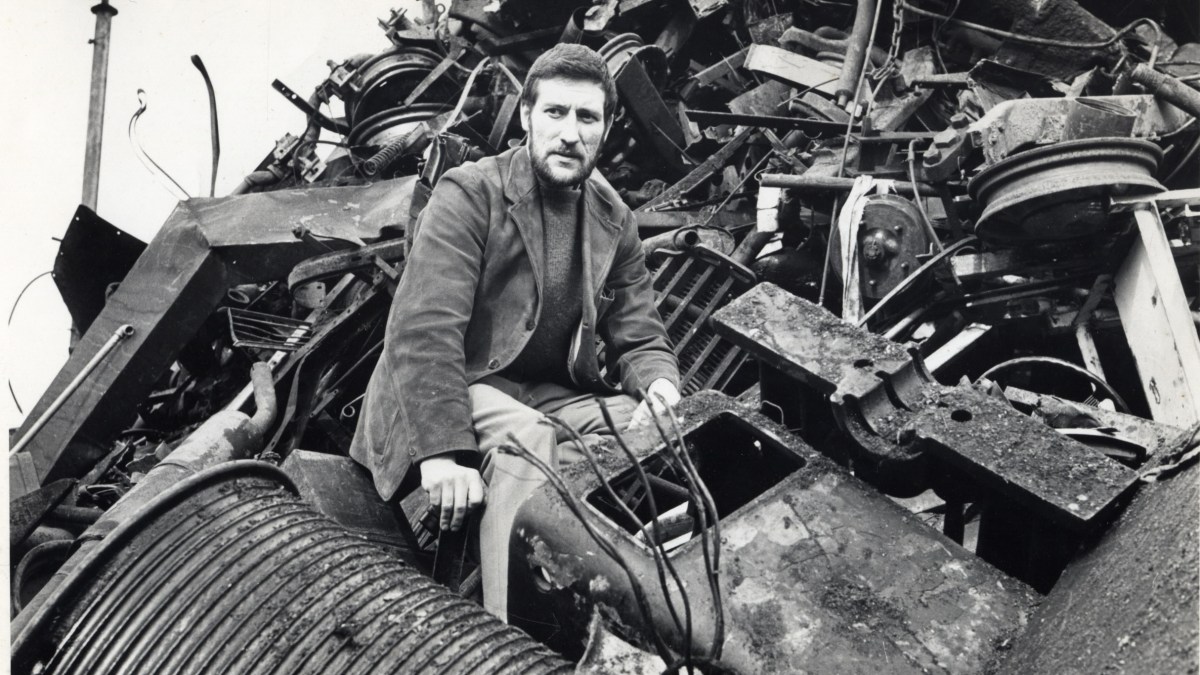 Fenwick Lawson obituary: sculptor of devotional works