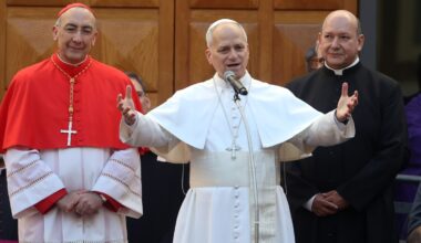 Don’t use AI to write homilies, Pope Leo tells priests