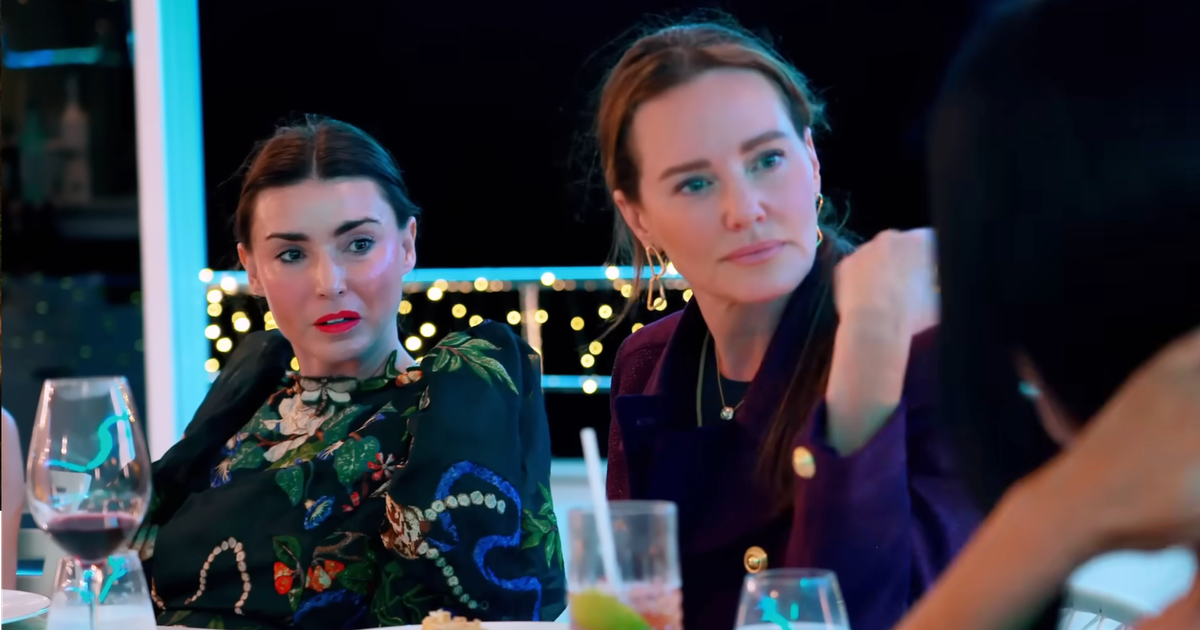 the Galley vs. the Housewives