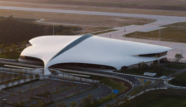 MAD completes airport underneath silver-white aluminium roof in eastern China | News