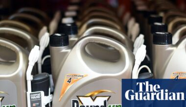 Bayer agrees to pay $7.25bn to settle Roundup weedkiller cancer lawsuits | Bayer
