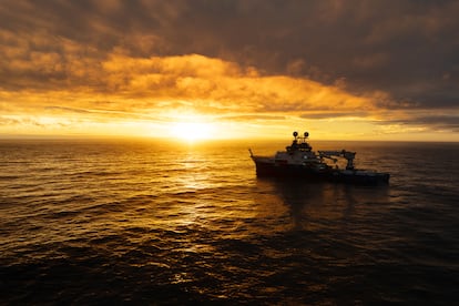 Research vessel Falkor in the Atlantic Ocean, during the expedition.