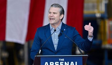 'Trump favors negotiated deal with Iran, urges Tehran to accept offer'