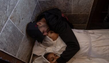 Saudi FM calls for urgent halt to Israel's Gaza killings