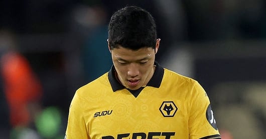 Wolverhampton's Loss to Chelsea Sparks Fan Backlash Over Hwang Hee-chan's Injury - 조선일보
