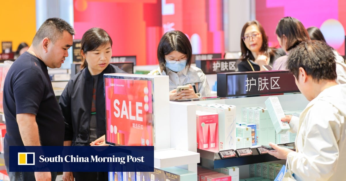 Chinese shoppers are Asia’s biggest airport spenders, study finds