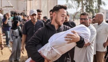 Israel kills 18 Palestinians in Gaza bombing