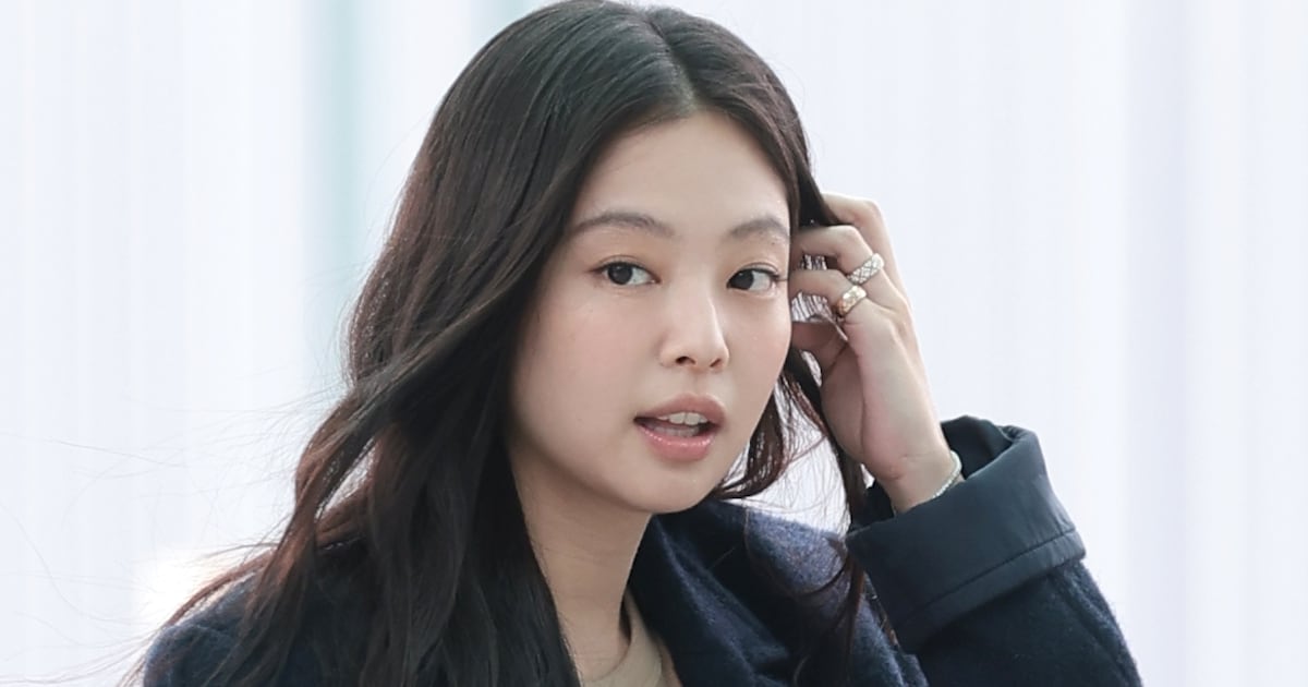 BLACKPINK’s Jennie Acquires Former Iraqi Embassy Building for 20 Billion Won - 조선일보