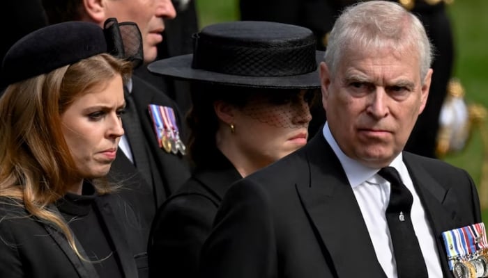 Andrew Mountbatten-Windsor gives new tension to Beatrice, Eugenie