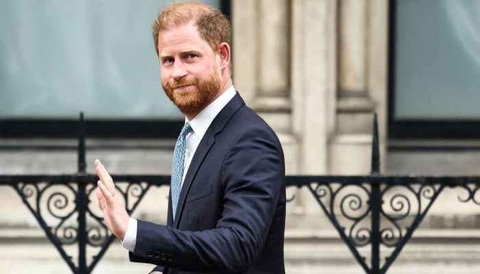 Prince Harry takes royal family into confidence before big announcement