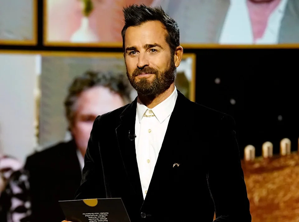 Justin Theroux (Pronounced: Tha-Roo)