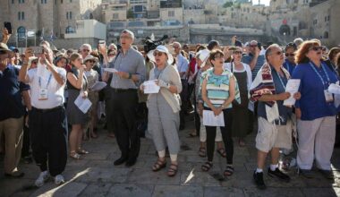 Knesset Advances Bill That Would Outlaw Egalitarian Prayer at the Western Wall - Haaretz
