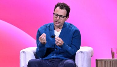 Anthropic's Latest Cowork Update Hammers Legal-Software Stocks