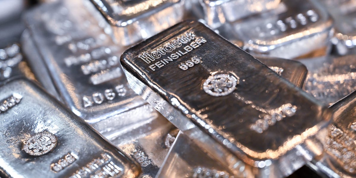 Silver's Price Crash Means It Could Be Years Before New All-Time Highs