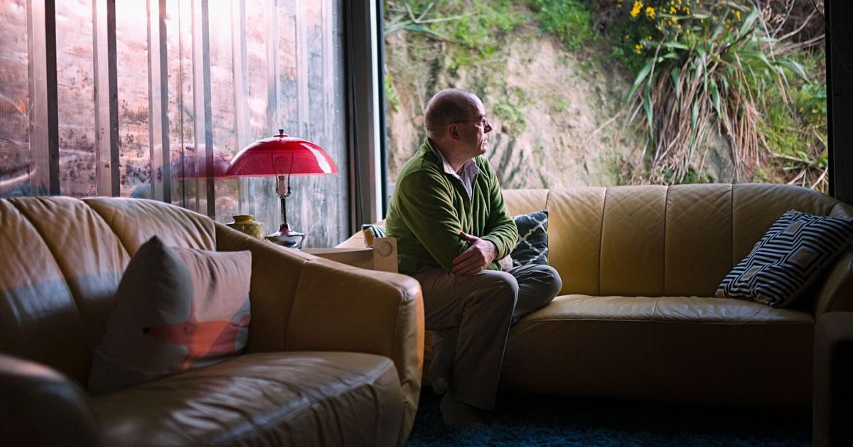 Depression can look starkly different for everyone — but 6 symptoms could increase dementia risk | Health Watch