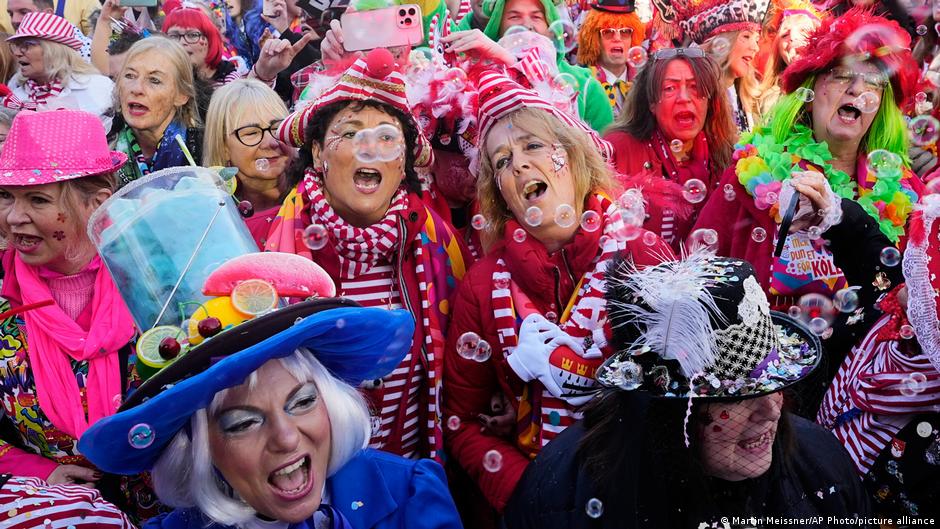 Carnival season set to generate €2 billion
