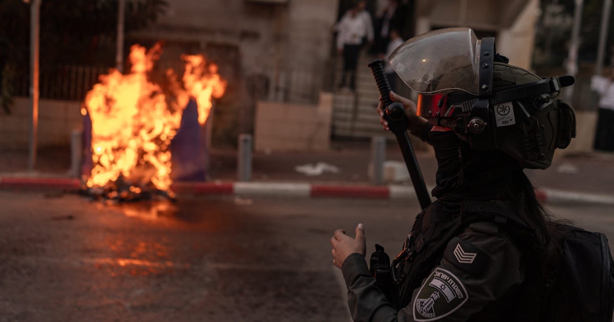 Bnei Brak Riots Break From Ideology and Become an Outlet for Aimless Rage - Haaretz