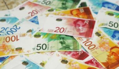 Bank refused to take her life savings in cash — she took it to court and won