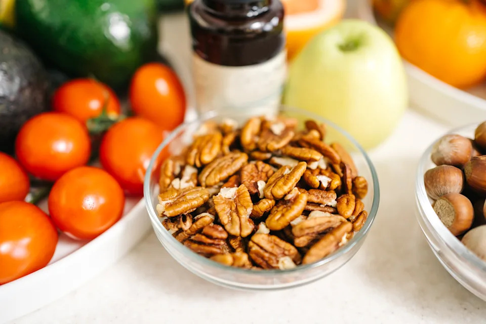 nutritionist set the table healthy food, proper nutrition, trains the client